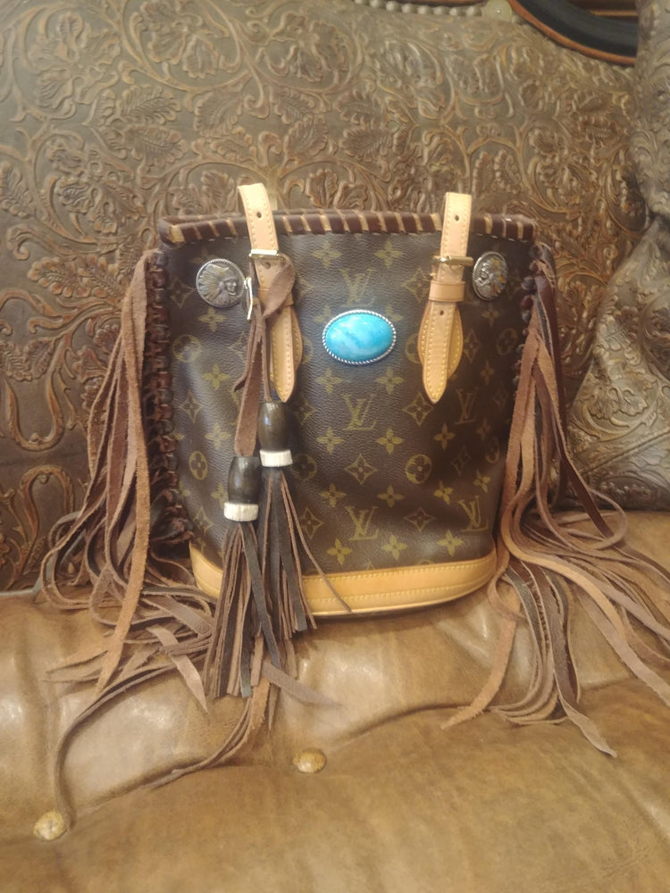 Buckled Buffalo Fringe Purse – Sierra Design Studio